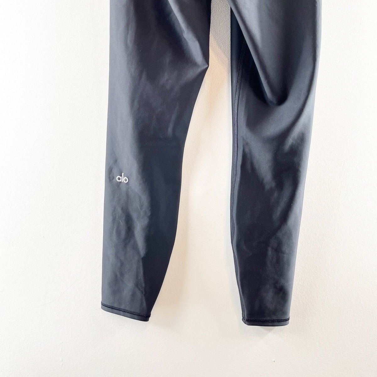 Alo Yoga Pull On High Waisted Airlift Workout 7/8 Leggings Pants Black Small