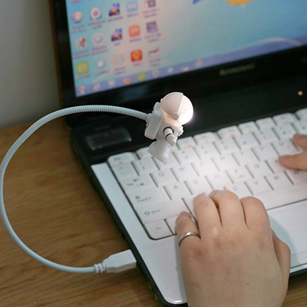 USB Night Light LED Astronaut Desk Lamp Flexible